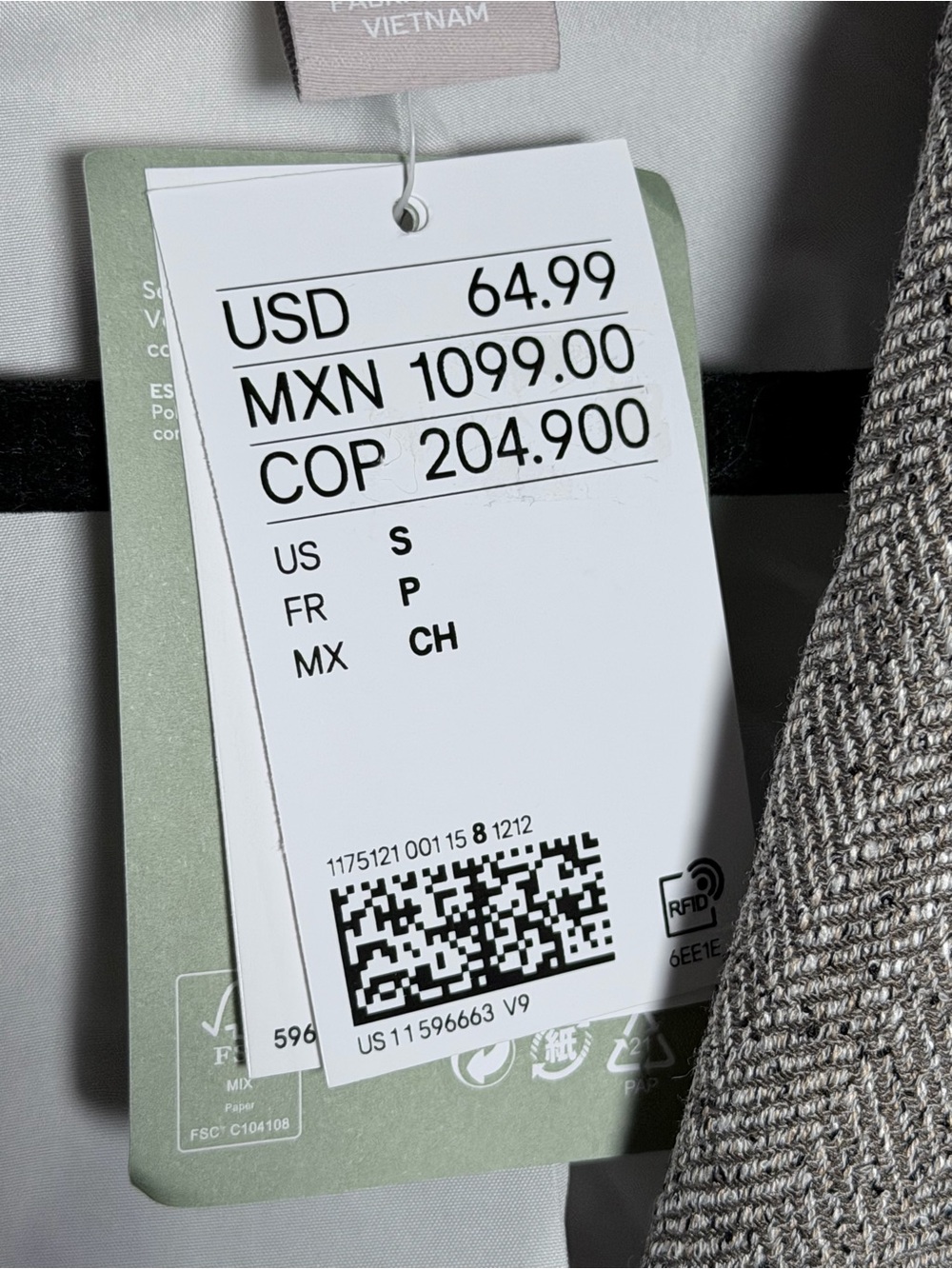 H&M Oversized Women's Double-Breasted Tweed Blazer in Light Brown - Picture 3 of 12